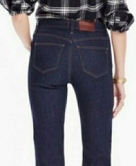 Madewell Denim - Madewell Flea Market Flare jeans dark wash 30